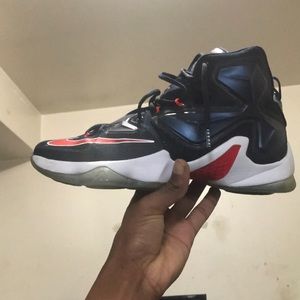 2016
LeBron 13 'USA